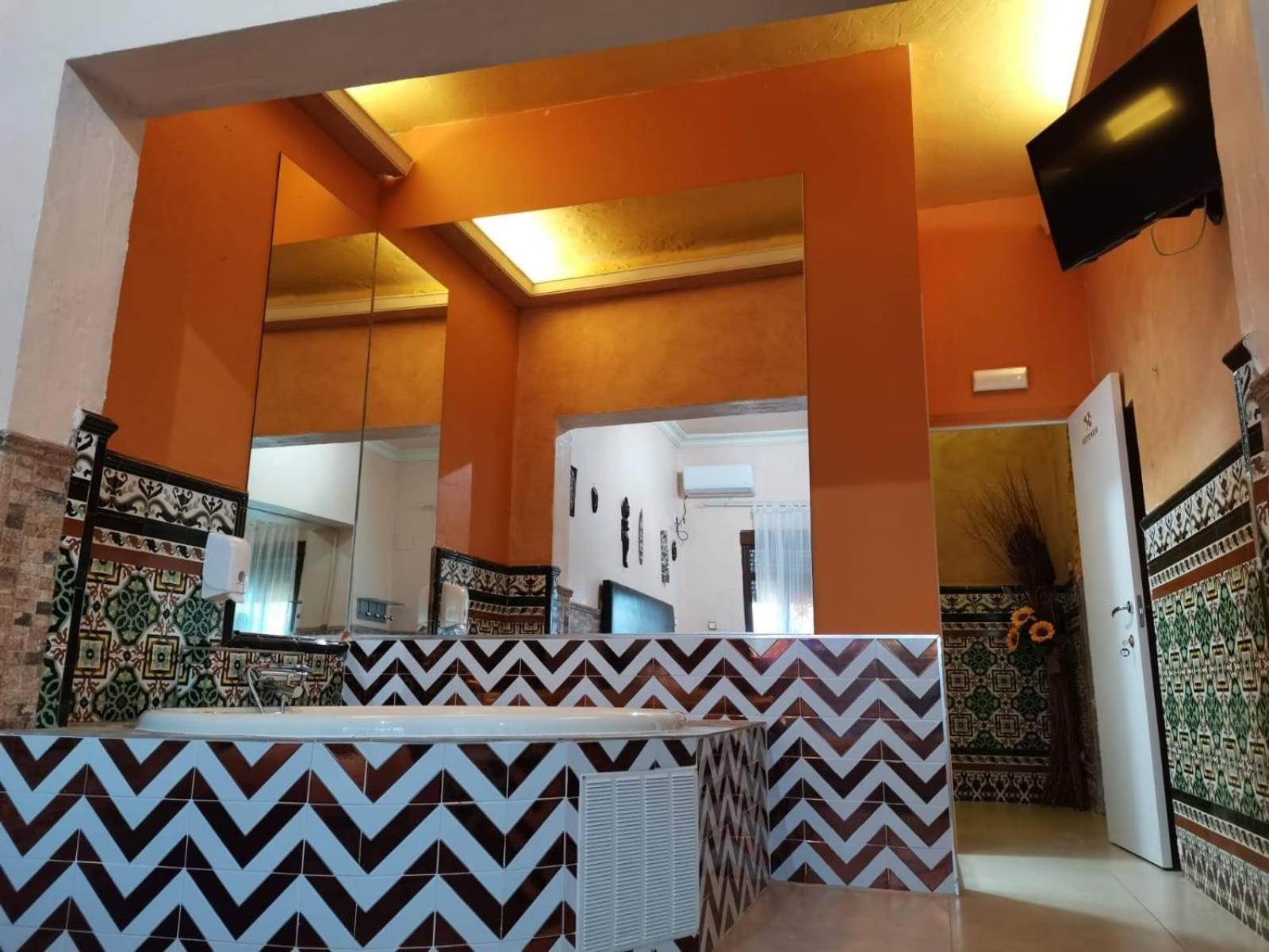 Hostal Avenida Andalucia - Solo Adultos Sevilla Buitenkant foto